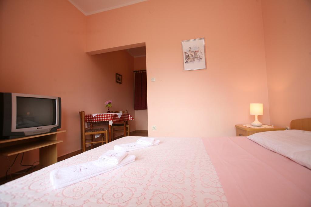 Apartments Neda - Porec South Δωμάτιο φωτογραφία